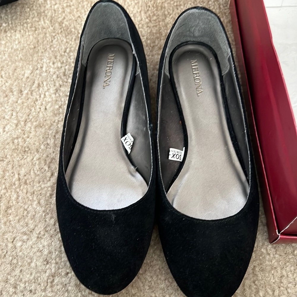Dress shoes